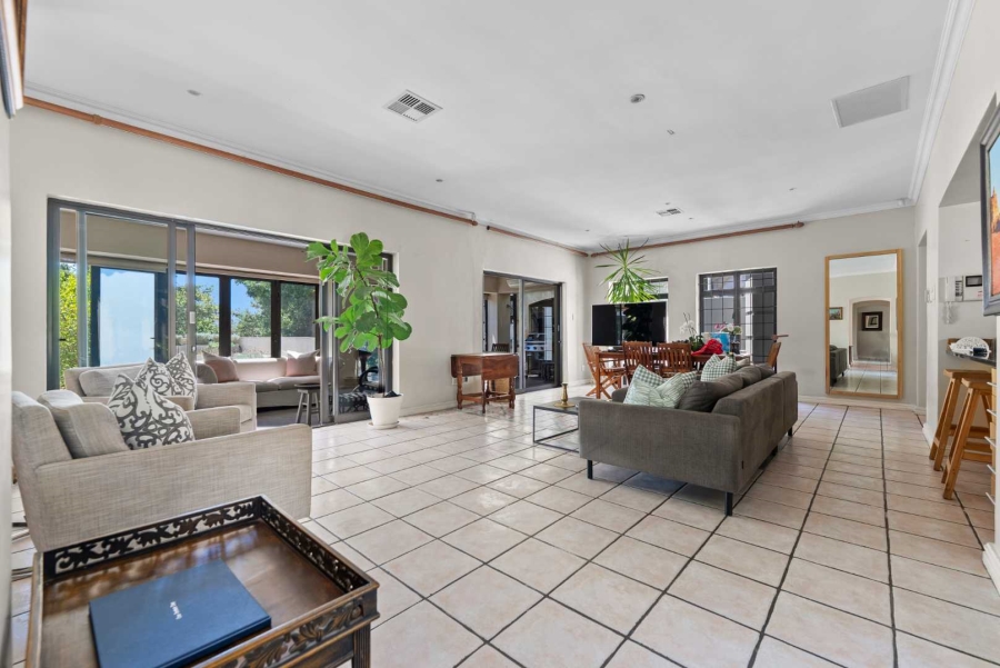 4 Bedroom Property for Sale in Camps Bay Western Cape